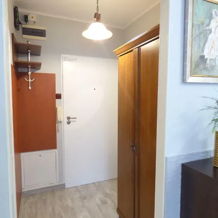Albatros Alb Apartment *